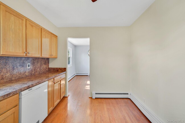 Building Photo - 38 Nassau St