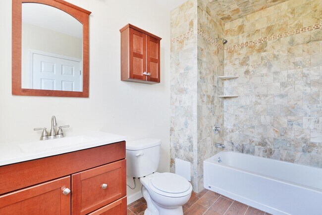 Building Photo - 67 Oakland Ave