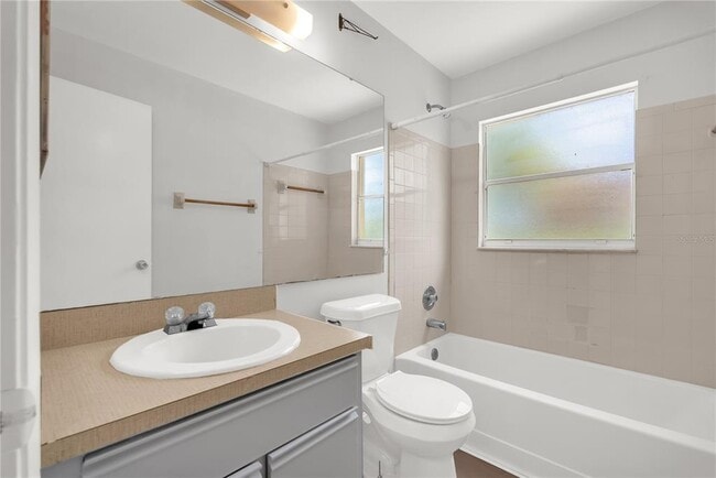 Building Photo - 5237 Macadamia Ct