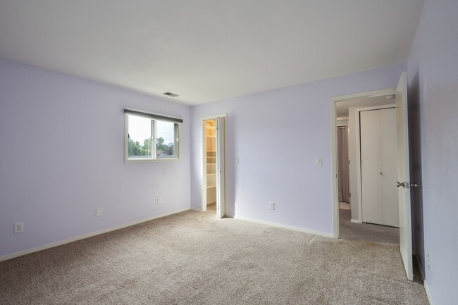 Building Photo - 4682 White Rock Cir