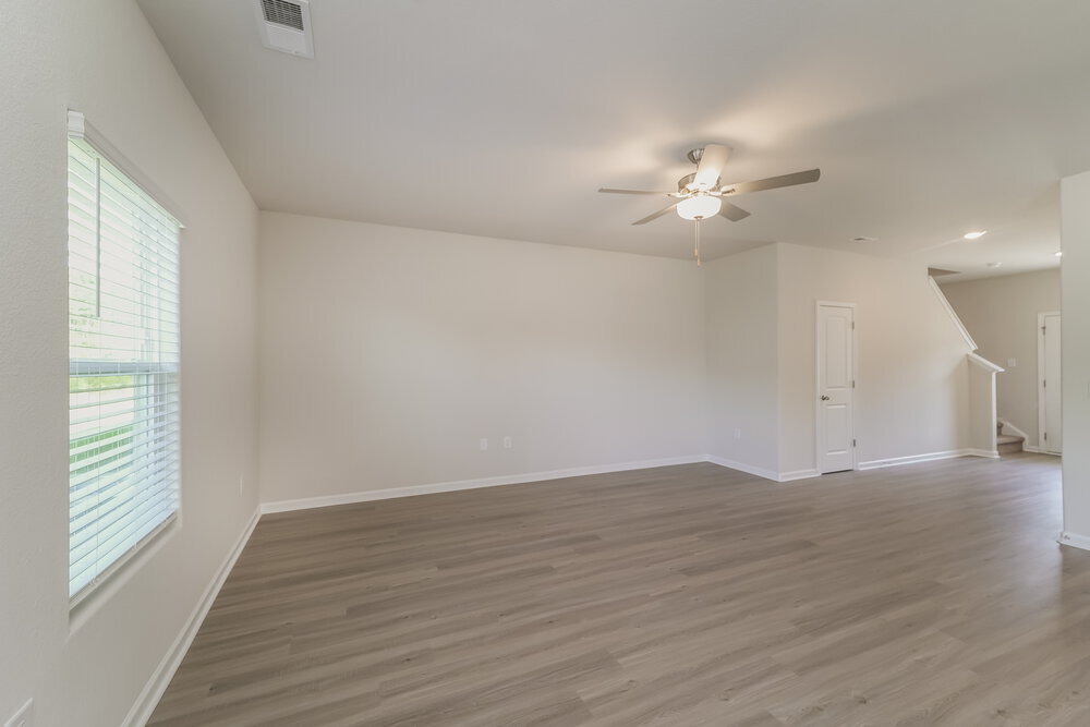 Building Photo - 6405 Lowe Ln