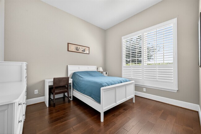 Building Photo - 14 Cottage Glen Ln