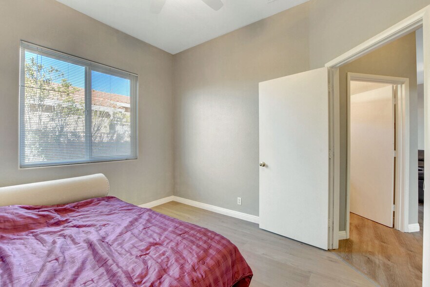 Building Photo - 2890 Red Rooster Ct