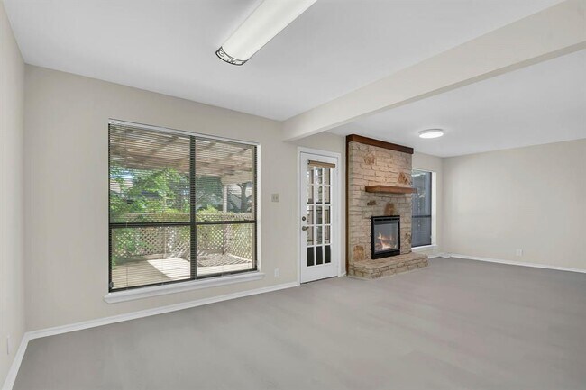 Building Photo - 11512 Tin Cup Dr