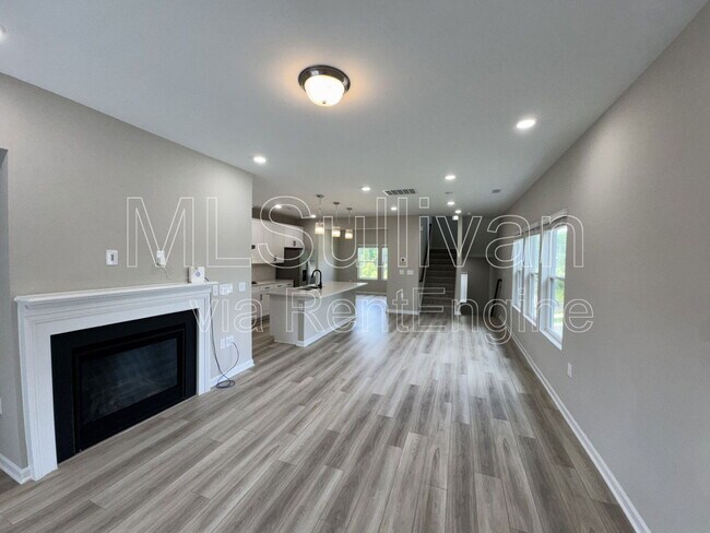 Building Photo - 434 Sustainable Wy