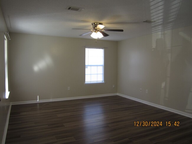 Building Photo - 3BR/1.5BA Single Family Home in Gulfport. ...