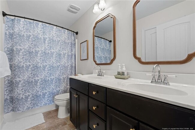 Building Photo - 65 Pedley Pl