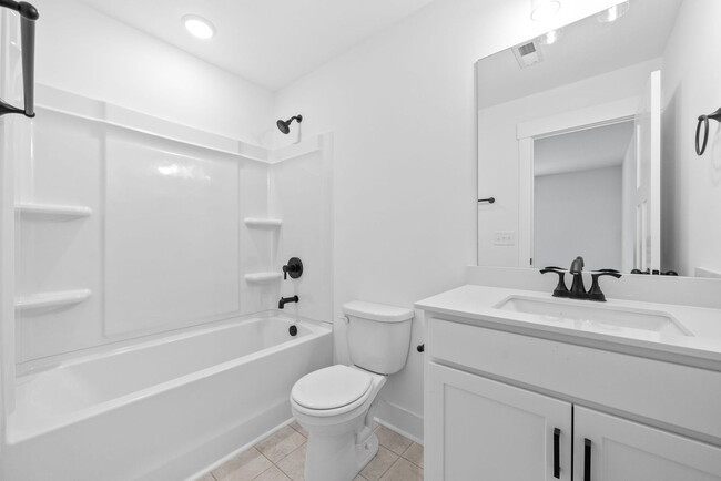 Building Photo - Brand New Luxury Townhome For Rent Near Bi...