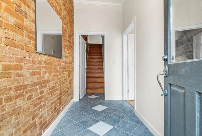 Building Photo - 1401 Druid Hill Ave