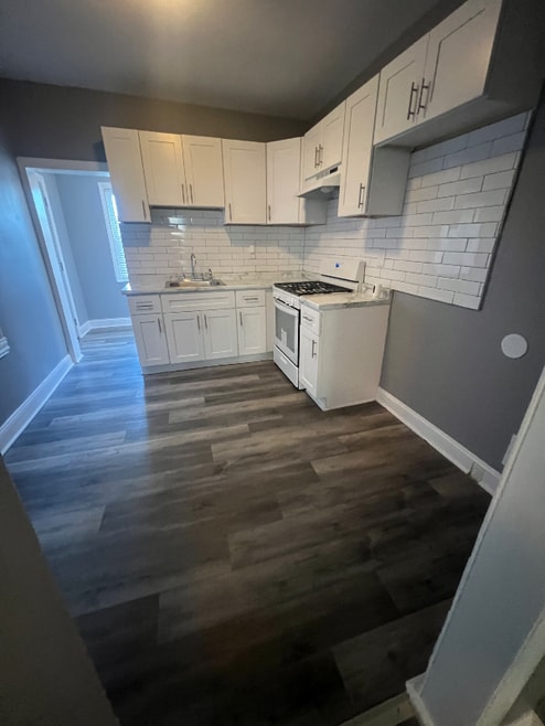 Building Photo - 1941 N Stanley St