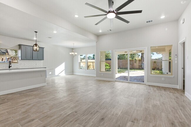 Building Photo - 7310 Foxwaithe Ln