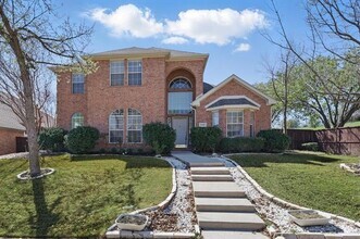 Building Photo - 9506 Vista Cir