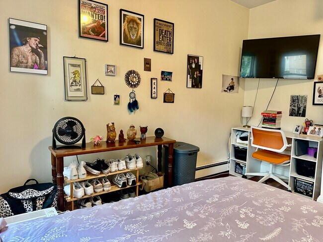 Building Photo - 12-14 Marcella St. Unit 2A