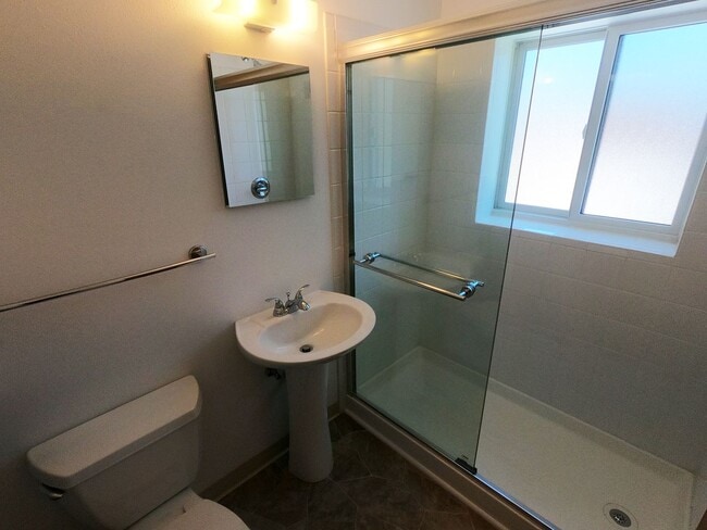 Interior Photo - 1020 14th