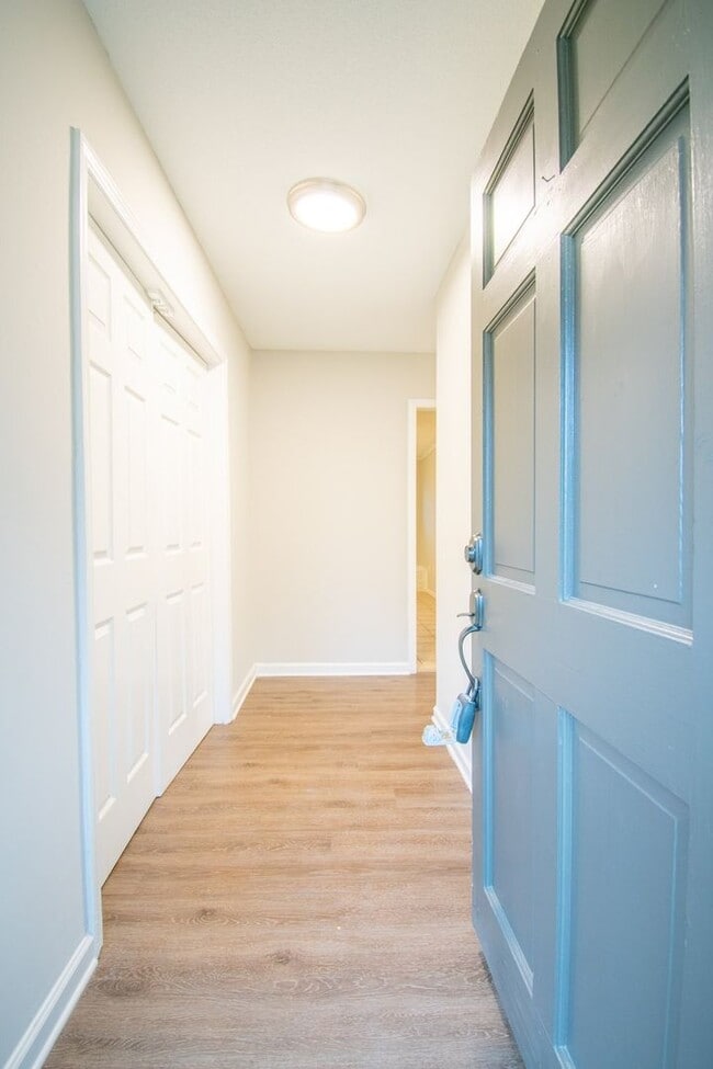 Building Photo - Renovated 3BR/2B home in 38134
