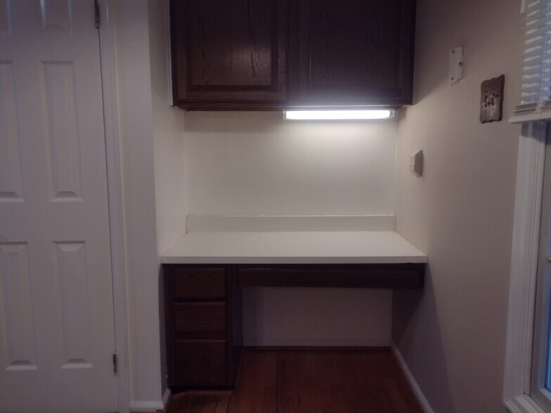 Building Photo - 7 Championship Ct