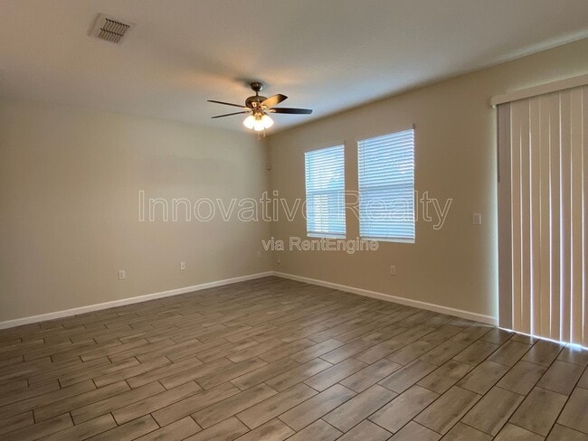 Building Photo - 9348 Tecumseh Dr