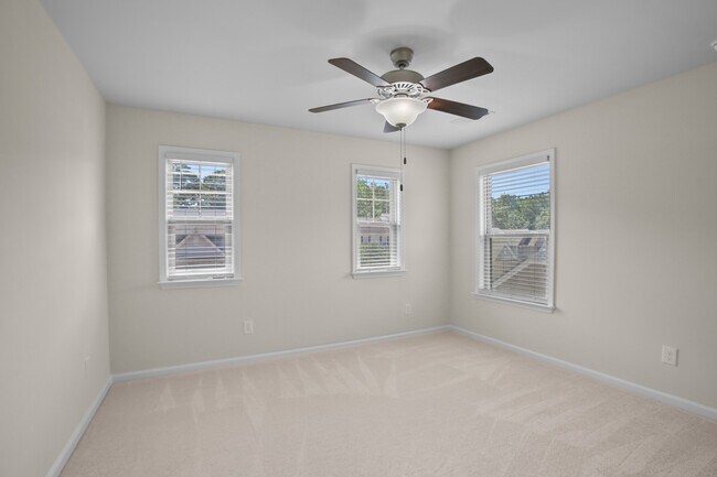 Building Photo - 3411 Adler Trl