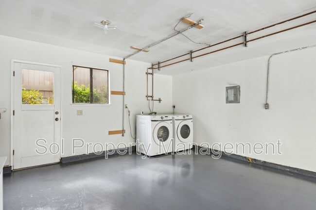 Building Photo - 144 Provincetown Ct