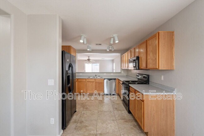 Building Photo - 2685 E Olivine Rd