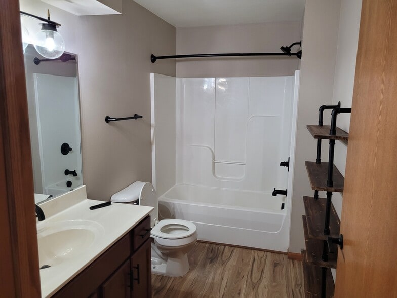 Building Photo - 2834 Pleasant View Rd