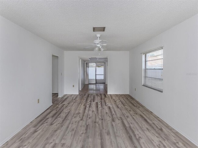 Building Photo - 662 Substation Rd