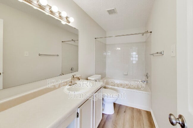 Building Photo - 1167 Odell Ln