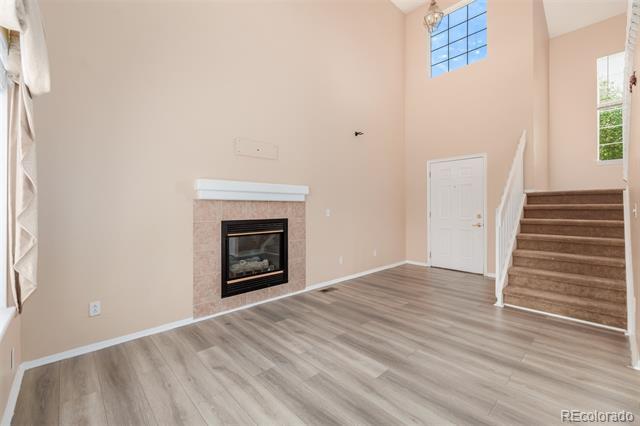 Building Photo - 9688 Queenscliffe Dr