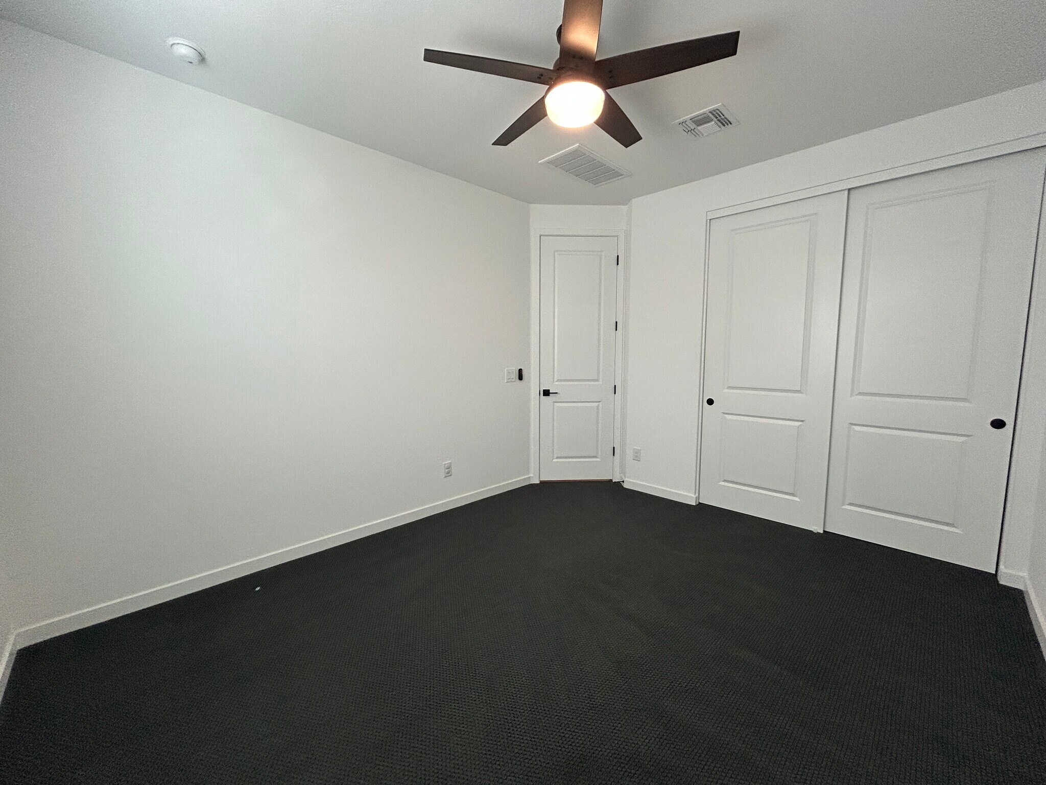 Building Photo - 21357 E Macaw Dr