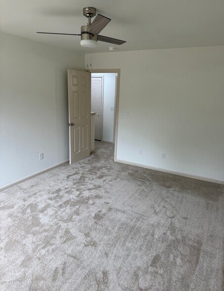 Building Photo - 7685 Hunters Ridge Ln