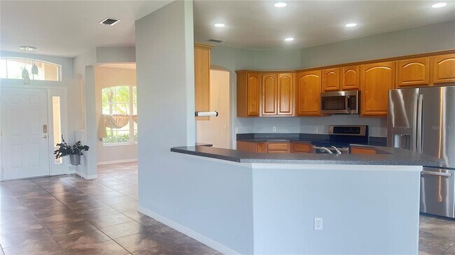 Building Photo - 3535 Somerset Cir