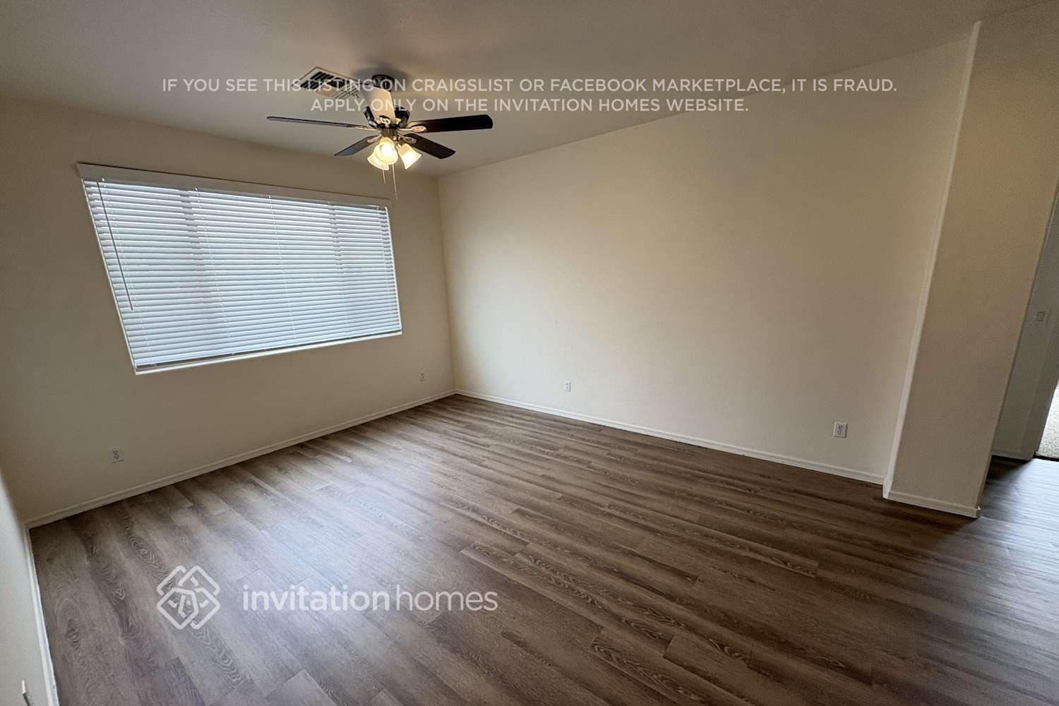 Building Photo - 8816 West Myrtle Ave