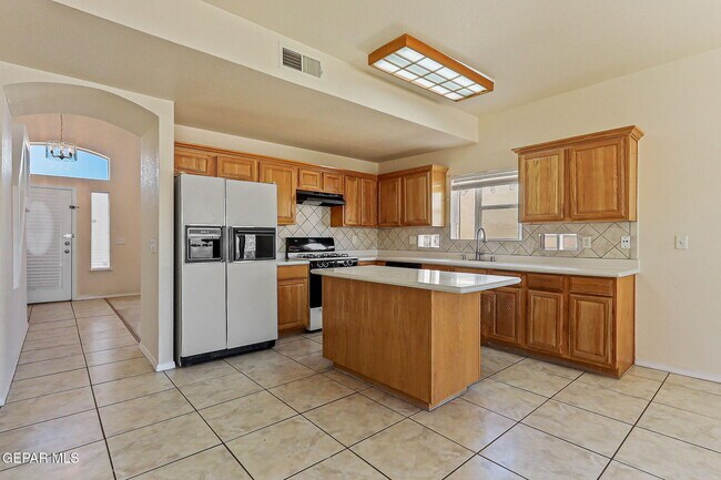 Building Photo - 6377 Franklin Ridge Dr