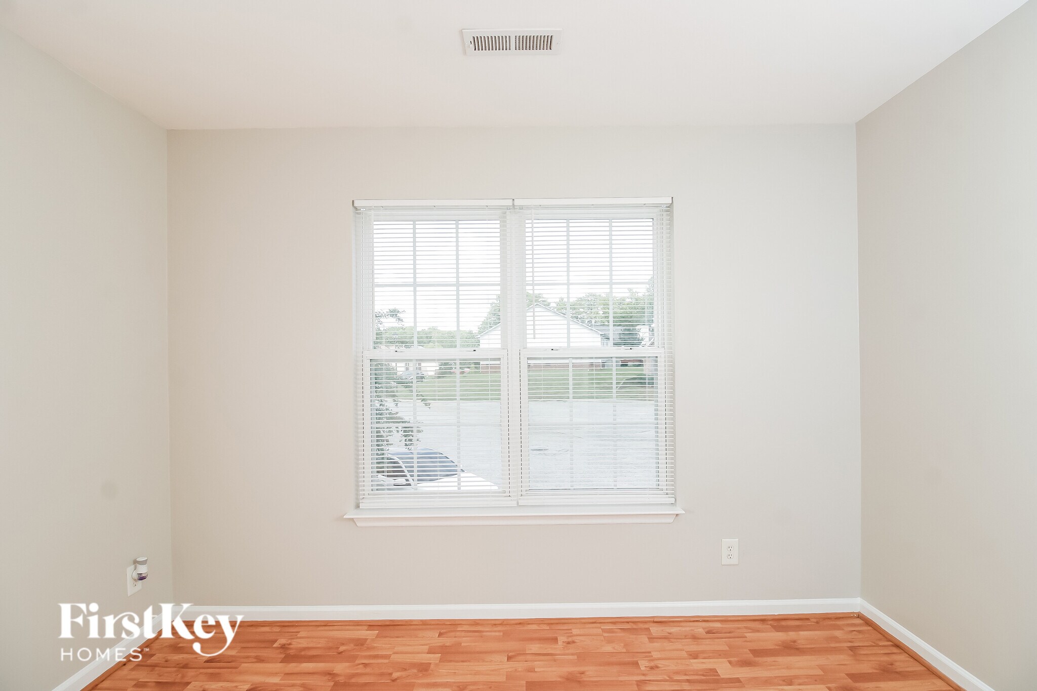 Building Photo - 1403 Rosebay Ct