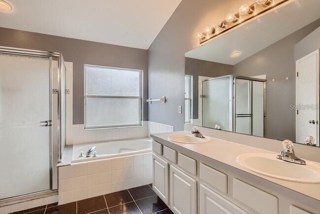 Building Photo - 5162 Hook Hollow Cir
