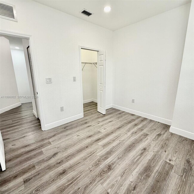 Building Photo - 11503 NW 89th St