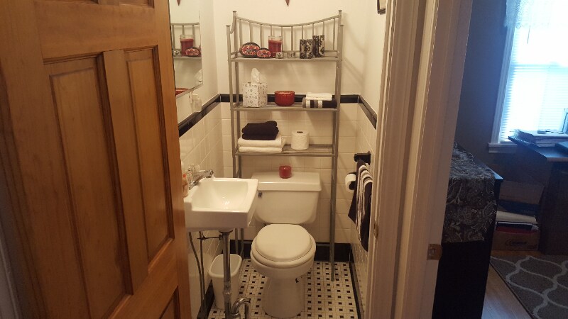 Building Photo - 35 Westmoreland Dr