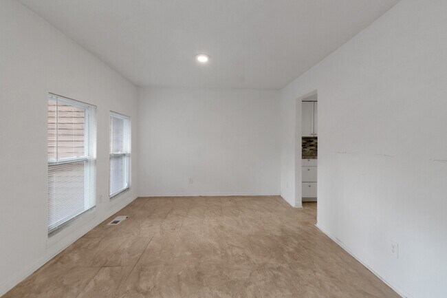 Building Photo - 2565 Terrace Trail