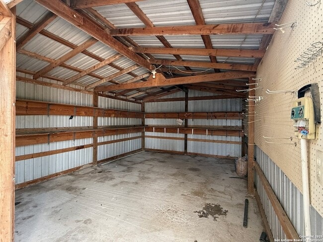 Building Photo - 3274 I-35