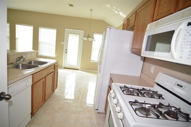 Building Photo - 16215 Willowford Ct