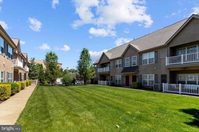 Building Photo - 13675 Philmont Ave