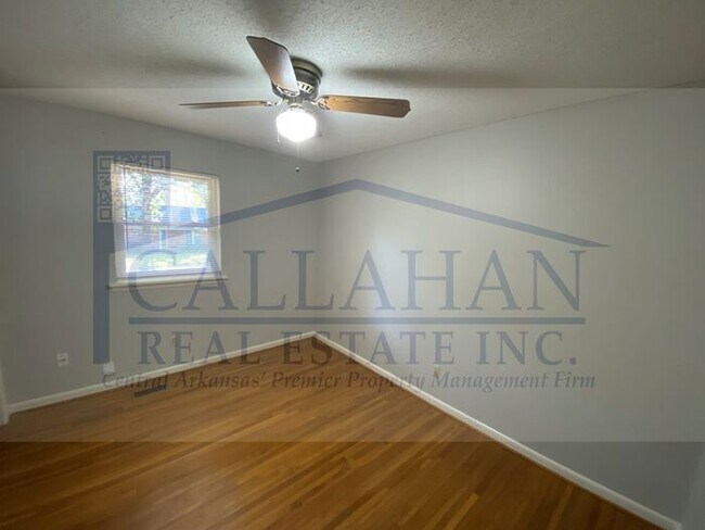 Building Photo - Sherwood 3 Bedroom Home