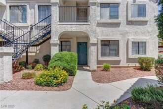 Building Photo - 4860 Nara Vista Way