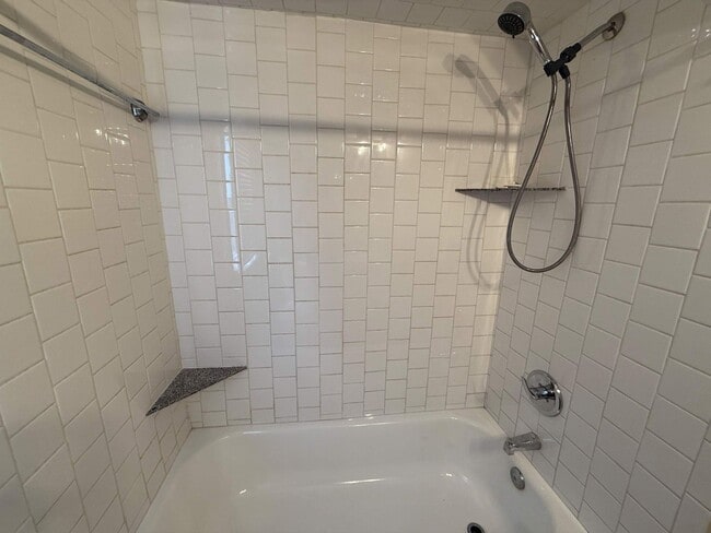 Building Photo - Renovated 3-Bedroom Home – We Welcome Sect...