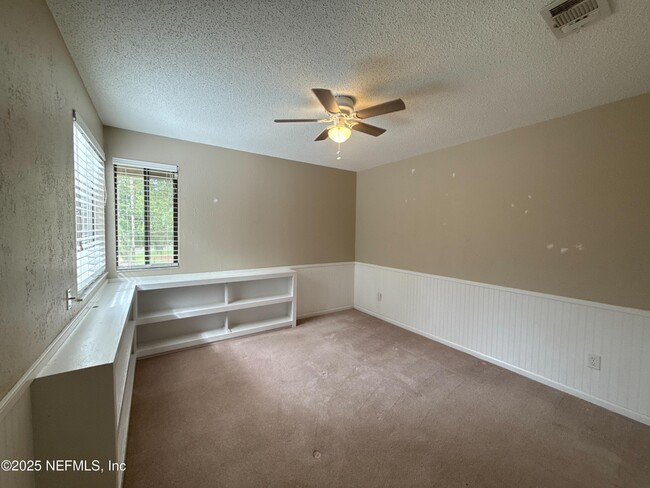 Building Photo - 1 Turtleback Trail