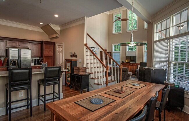 Building Photo - 176 Magnolia Blossom Way