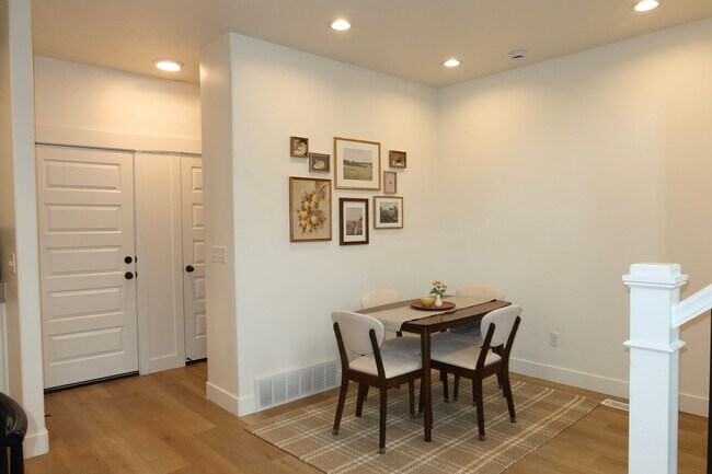 Building Photo - 4038 N 4038 W