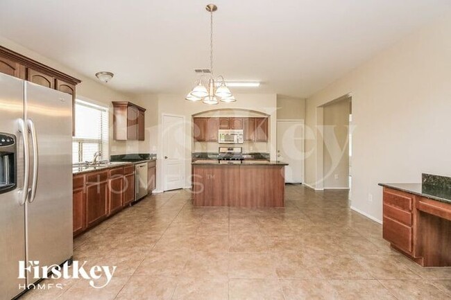 Building Photo - 3842 E Aragonite Ln