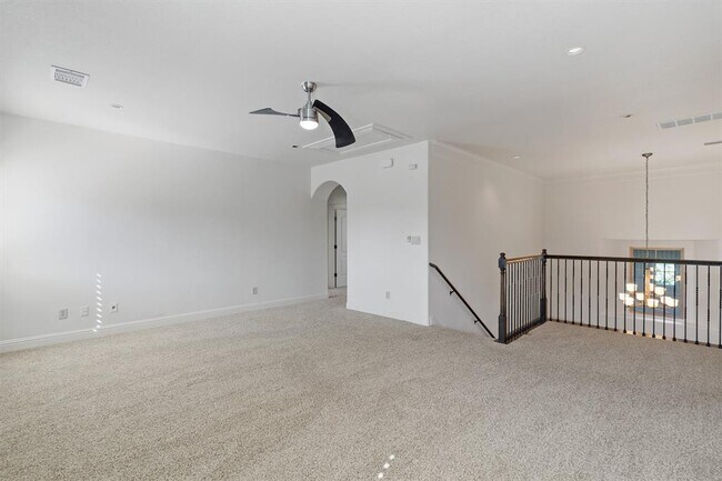 Building Photo - 8917 Villa Norte Dr