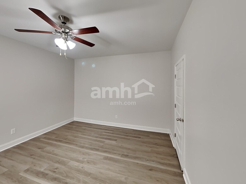 Building Photo - 5226 Tupelo St